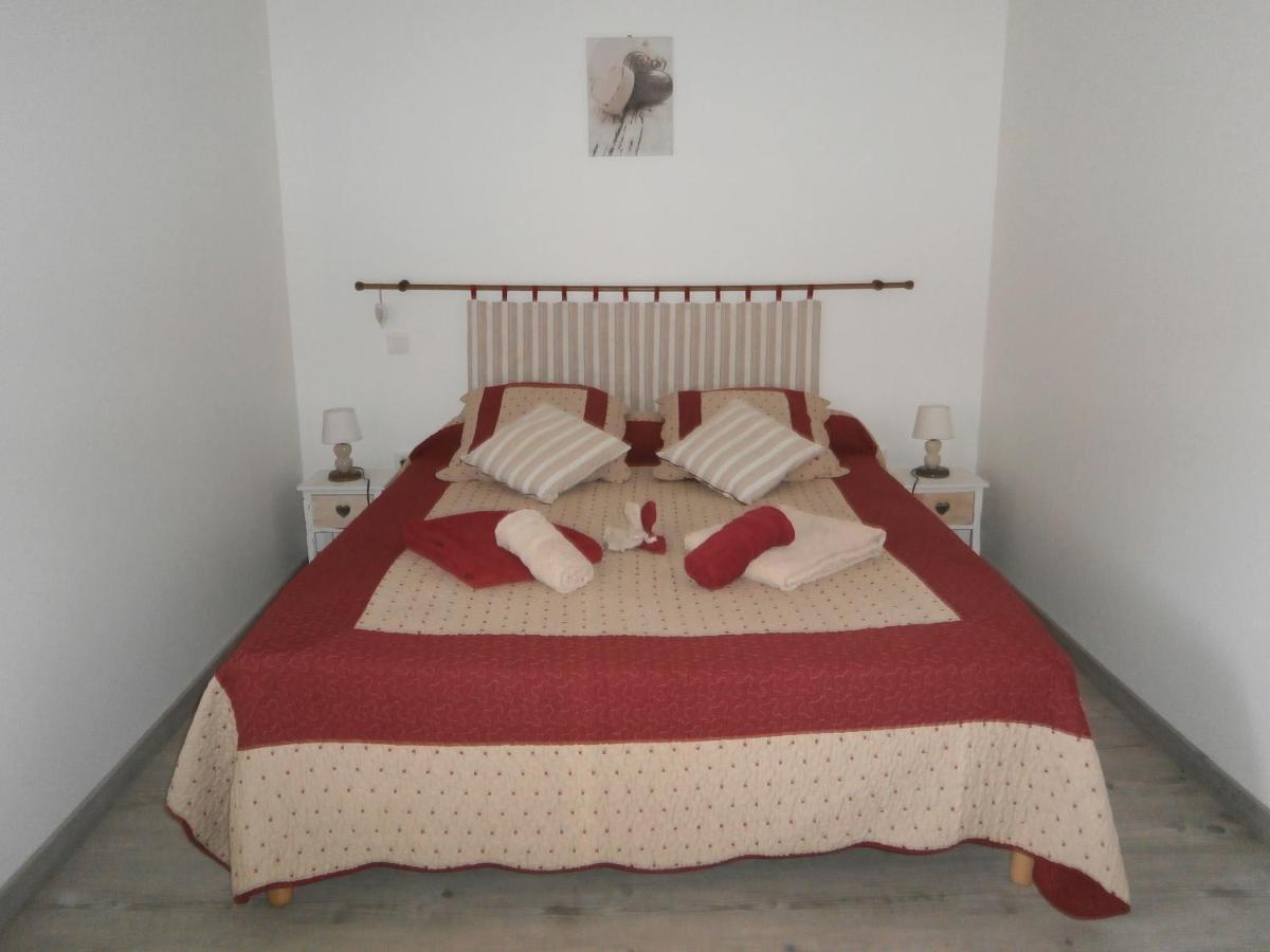 La Chomiarde Bed & Breakfast Saint-Médard-de-Presque Екстериор снимка