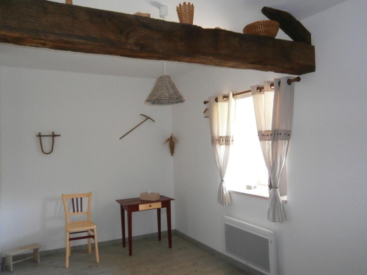 La Chomiarde Bed & Breakfast Saint-Médard-de-Presque Екстериор снимка