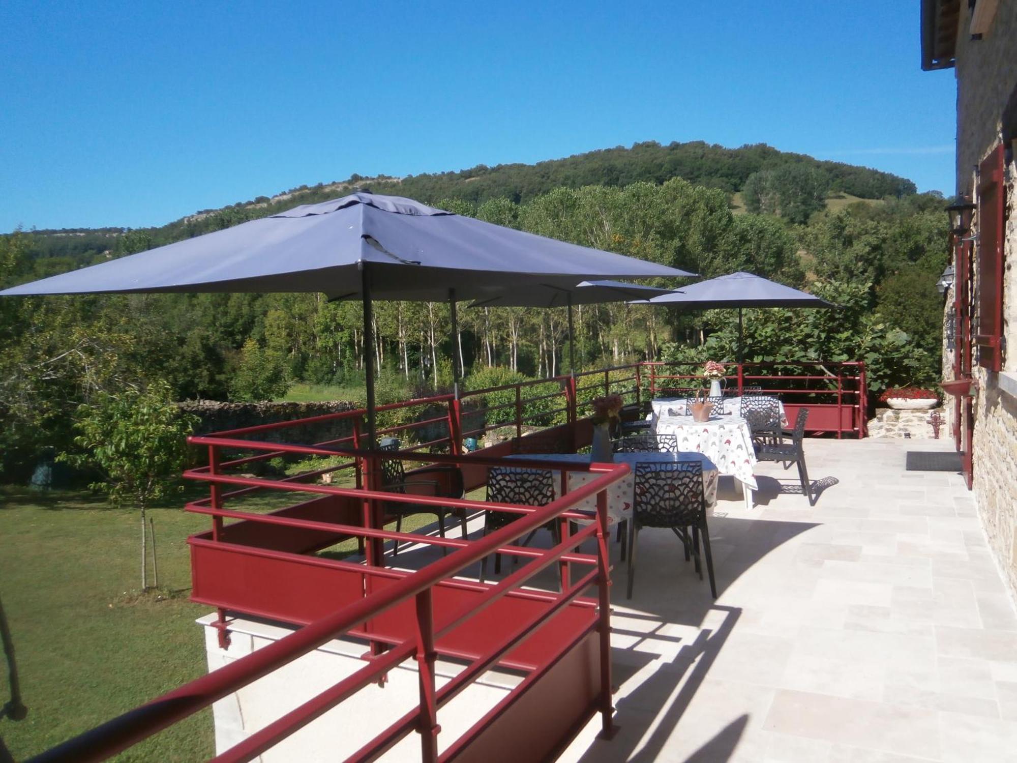 La Chomiarde Bed & Breakfast Saint-Médard-de-Presque Екстериор снимка